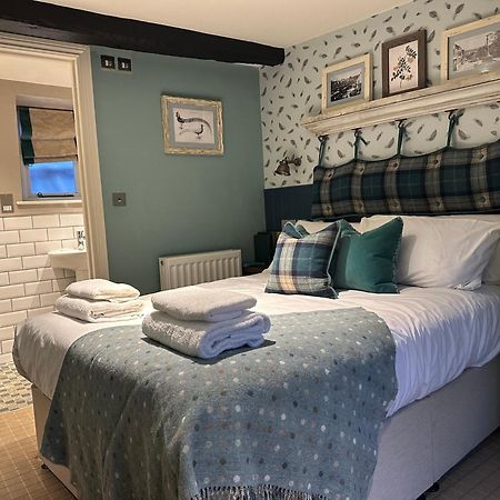 The Golden Pheasant Inn Burford Buitenkant foto