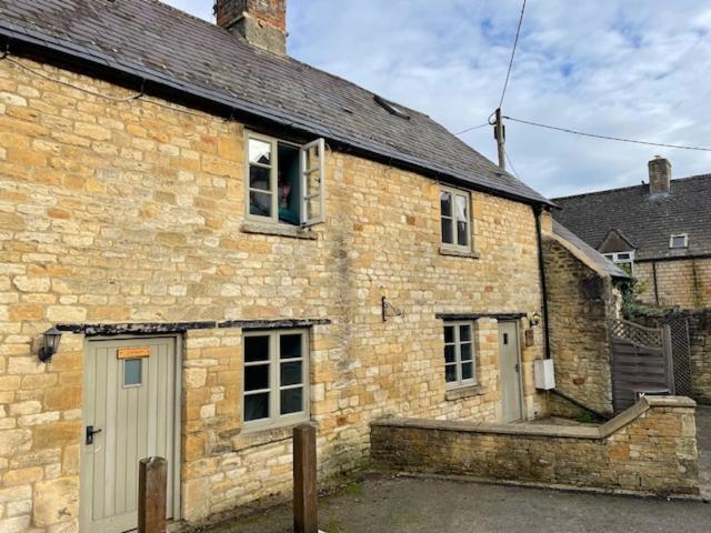The Golden Pheasant Inn Burford Buitenkant foto